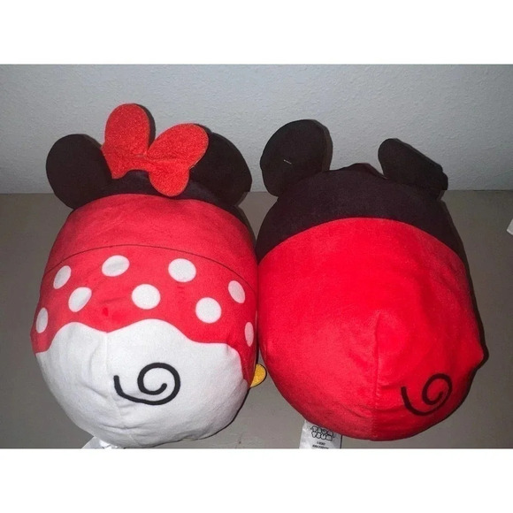 NWOT Set of 2 Disney Tsum Tsum Mickey/Minnie Mouse plush - Picture 4 of 6